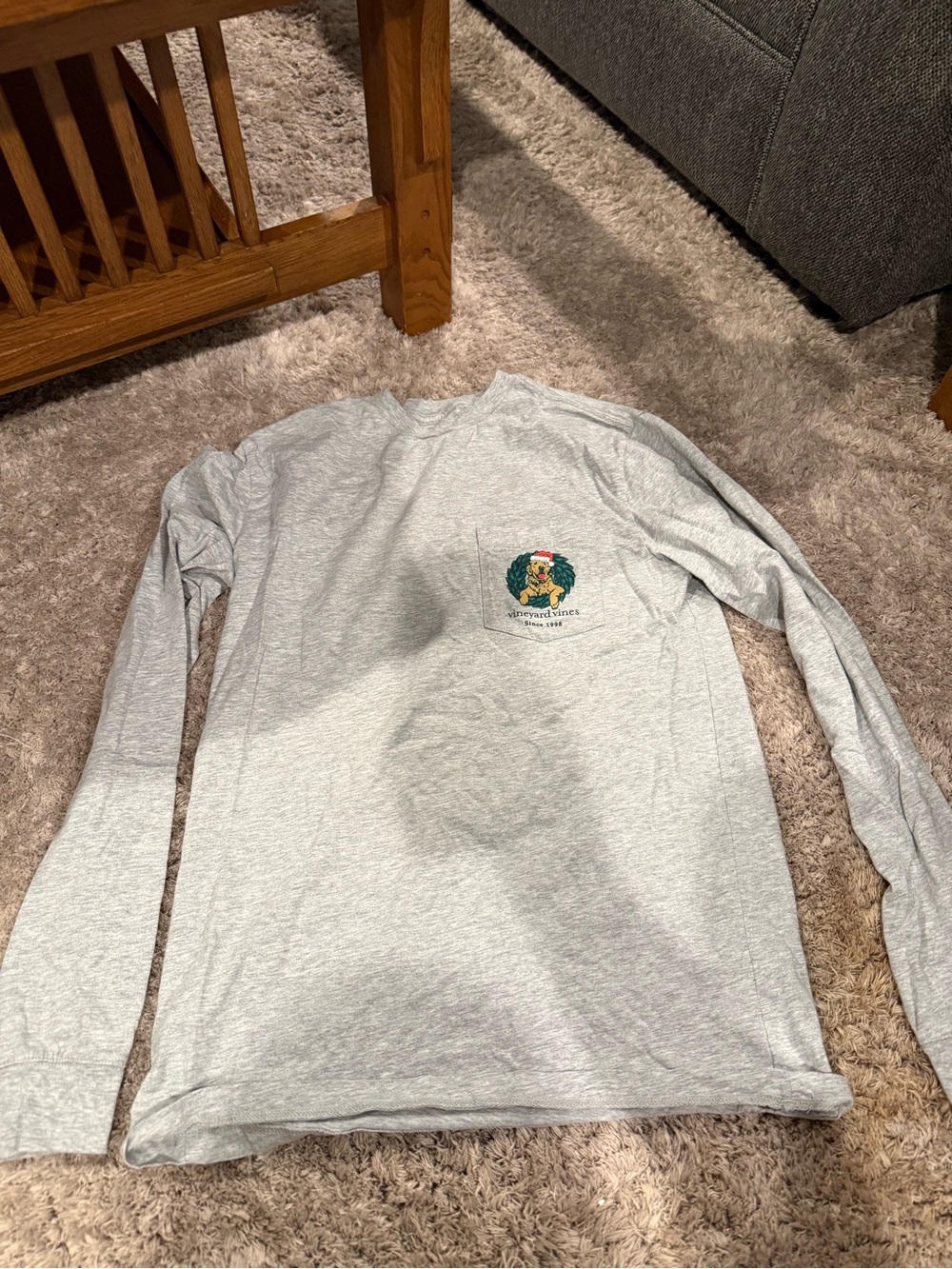 Vineyard Vines Light Gray Long Sleeve Pocket Tee with Small Wreath Logo